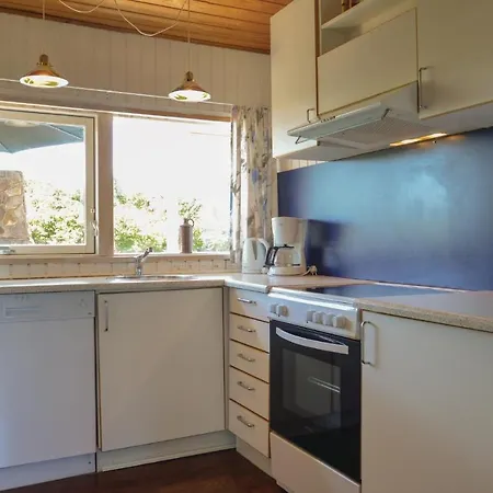 Three-bedroom Holiday In Saltum
