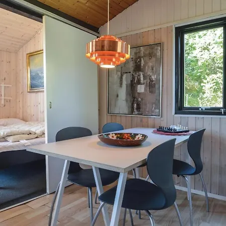 בית נופש Three-bedroom Holiday In