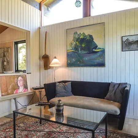 Three-bedroom Holiday In