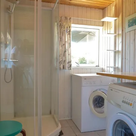 Three-bedroom Holiday In Hébergement de vacances Saltum