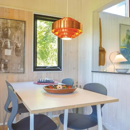 בית נופש Three-bedroom Holiday In *